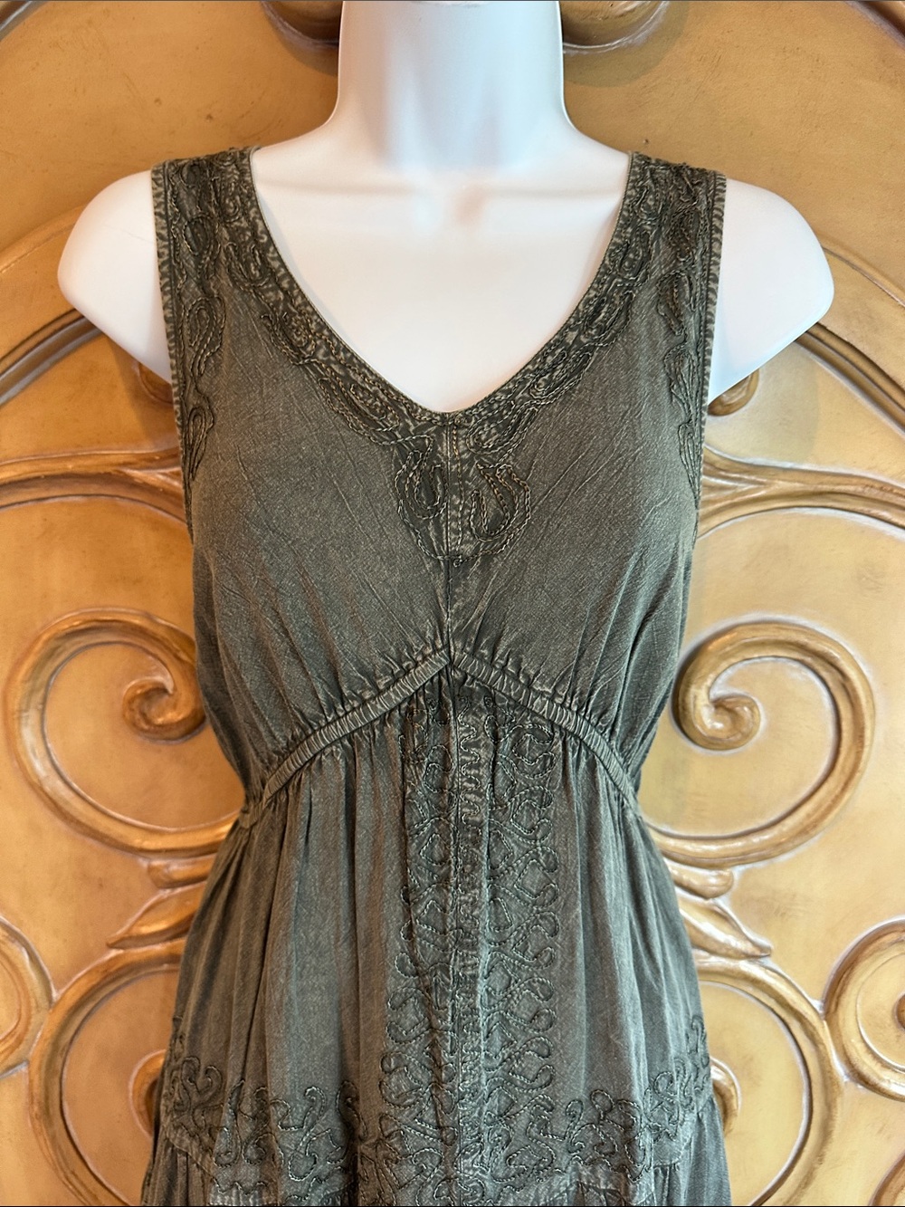 Earthbound Sleeveless Olive Tiered V-Neck Midi Dress - Picture 2 of 11